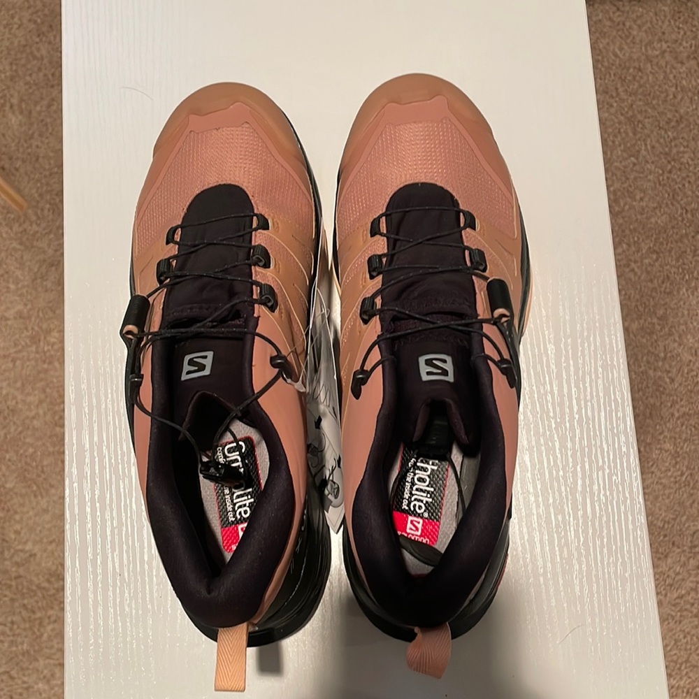 Womens Salomon X Ultra 4 Hiking size 8